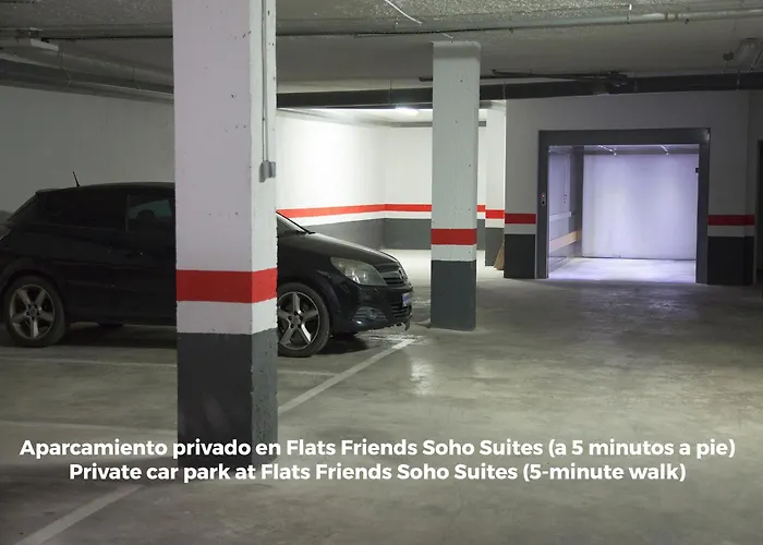 아파트 Flats Friends Torres Quart